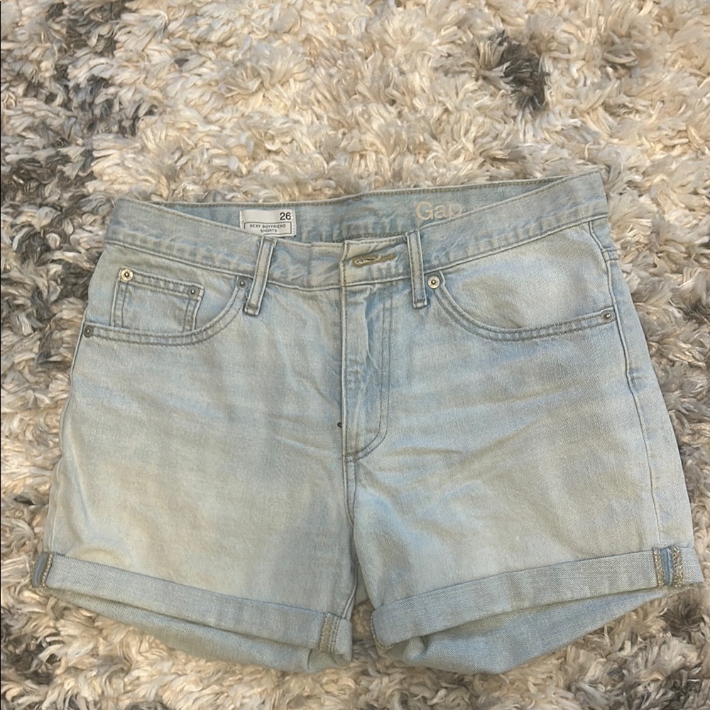 GAP sexy boyfriend Blue Jean Shorts with Cuffed Hem size 26